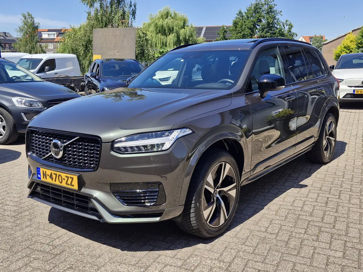 T8 Recharge AWD R-Design | Lounge Pack (audio installatie premium, elektrisch glazen schuif-/kanteldak) Premium Audio by Harman Kardon