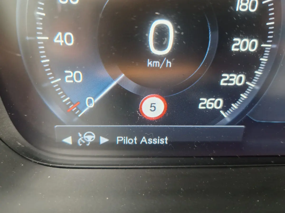 T8 Recharge AWD Massage | Harman Kardon | Inscription Plus Line (luxe lederen interieur, stoel ventilatie voor, voorstoel(en) met massagefunctie) en Scandinavian Line (achterstoelen verwarmd