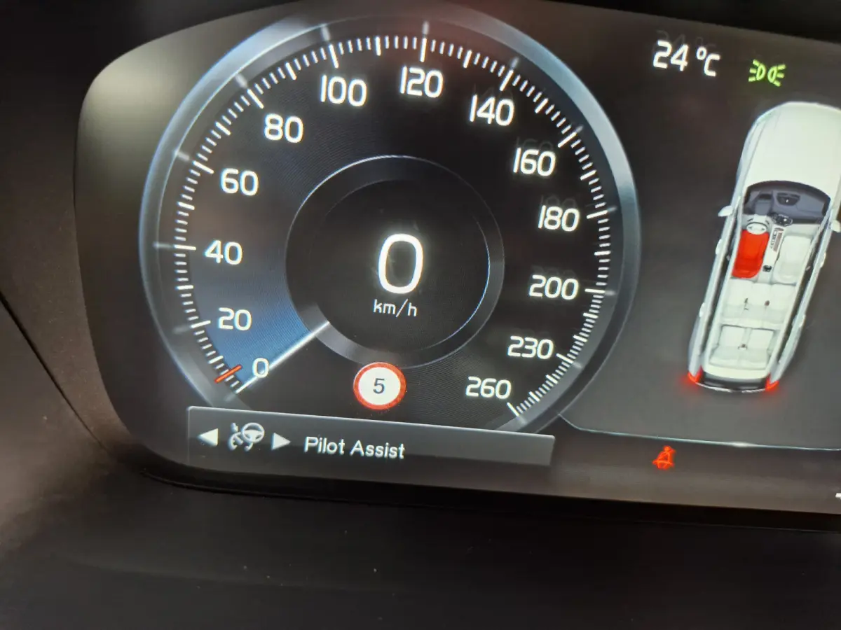 T5 AWD Inscription | Luxury-Line (achteruitrijcamera, elektrisch glazen panorama-dak, head-up display) Massage en Business Pack Connect (apple carplay/android auto, navigatiesysteem full map