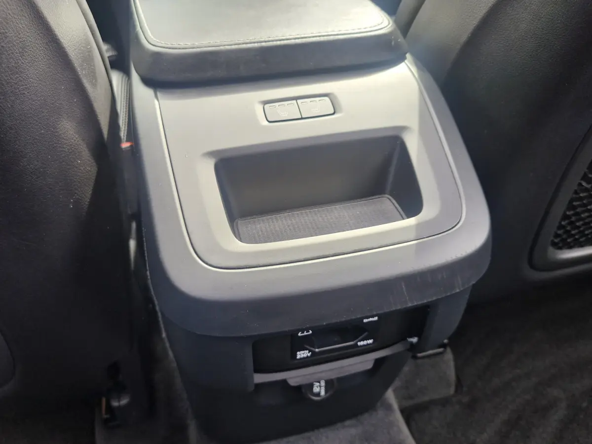 T5 AWD Inscription | Luxury-Line (achteruitrijcamera, elektrisch glazen panorama-dak, head-up display) Massage en Business Pack Connect (apple carplay/android auto, navigatiesysteem full map