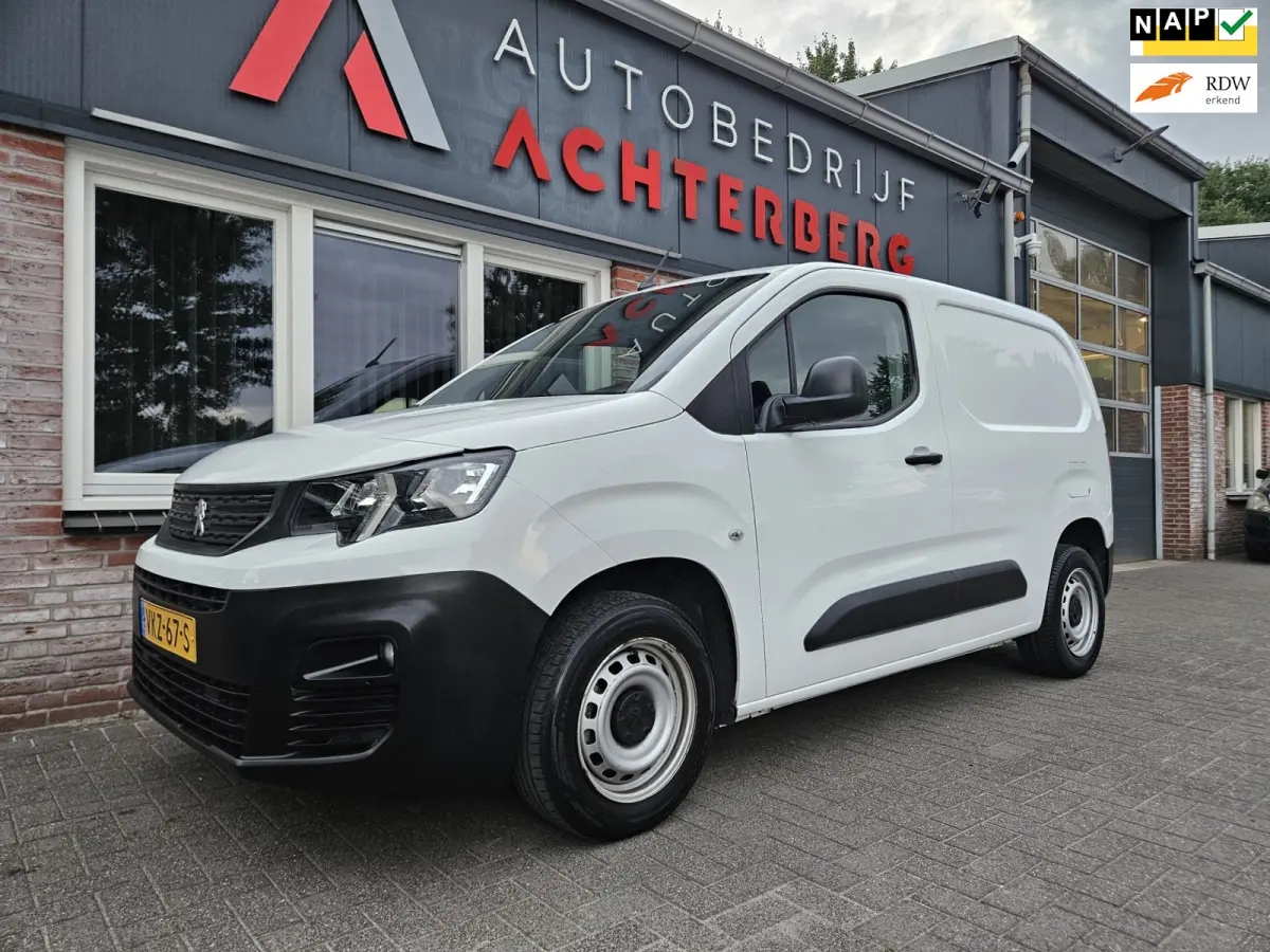 1.5 BlueHDI Premium Airco! Cruise Control! Carplay! NAP! Nette Bus! Schuifdeur!