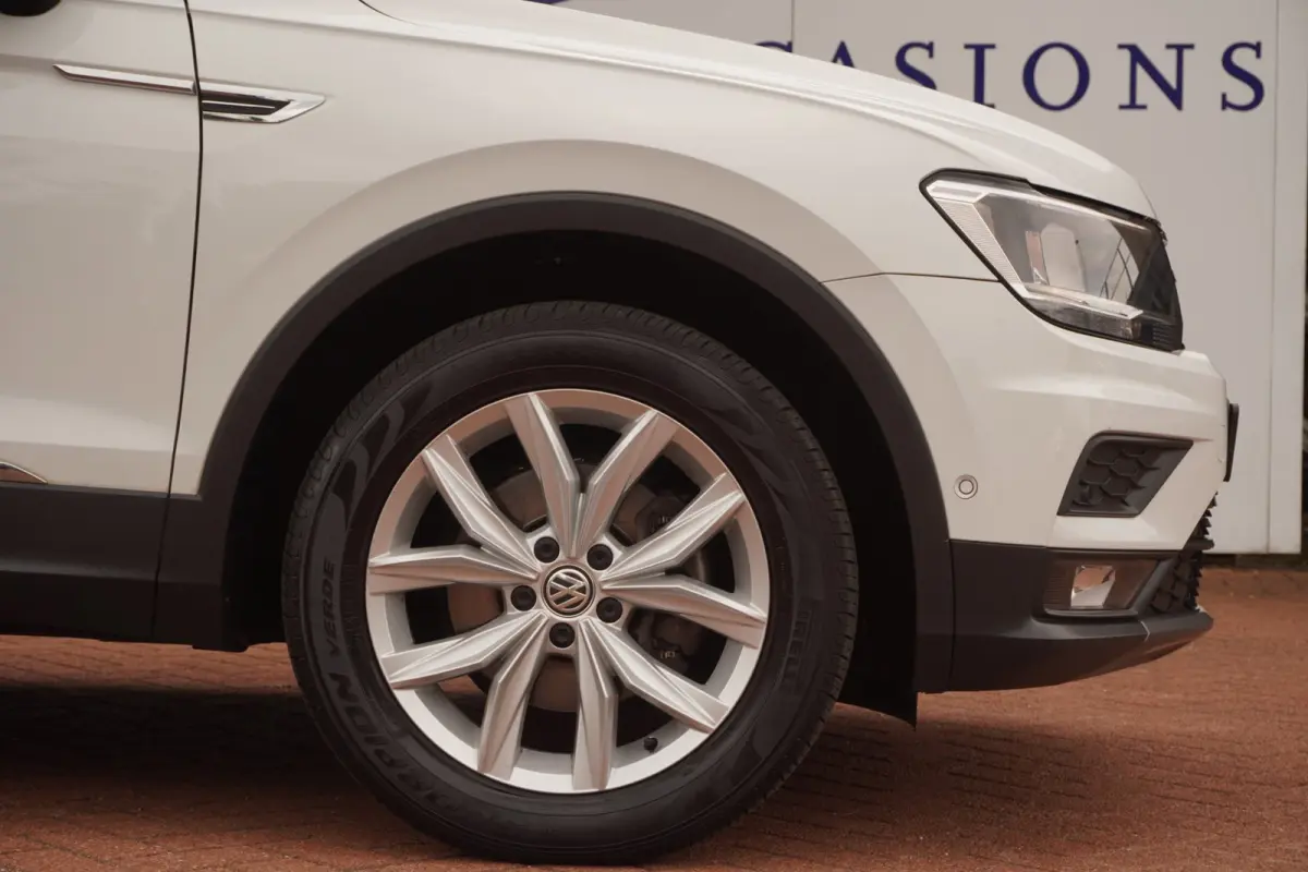 1.5 TSI Comfortline Business 7PERS+Pano-dak+Led+Navigatie+Camera+18"Lmv+Parkeer-Spiegel+Winter-Pakket