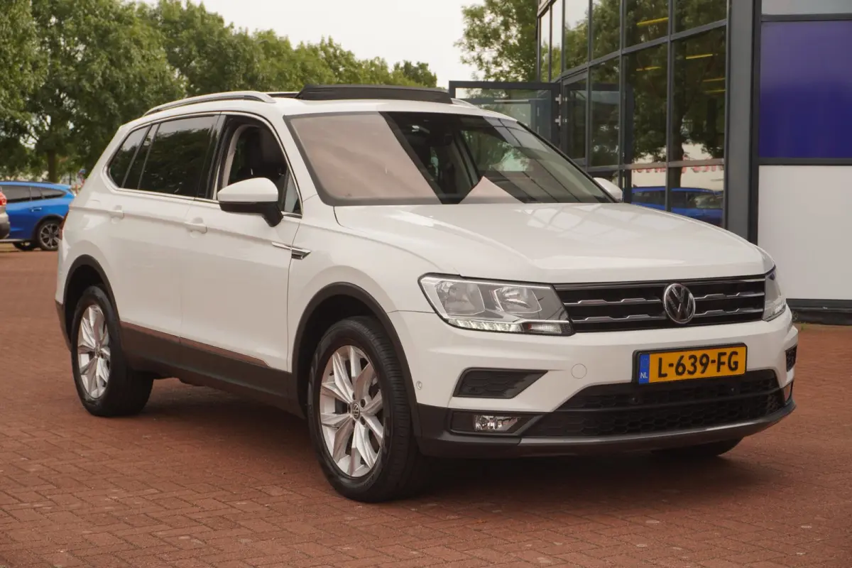 1.5 TSI Comfortline Business 7PERS+Pano-dak+Led+Navigatie+Camera+18"Lmv+Parkeer-Spiegel+Winter-Pakket