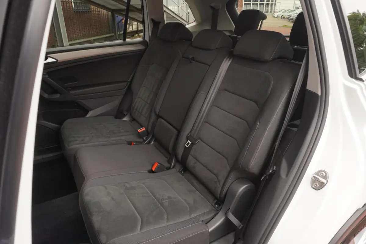 1.5 TSI Comfortline Business 7PERS+Pano-dak+Led+Navigatie+Camera+18"Lmv+Parkeer-Spiegel+Winter-Pakket