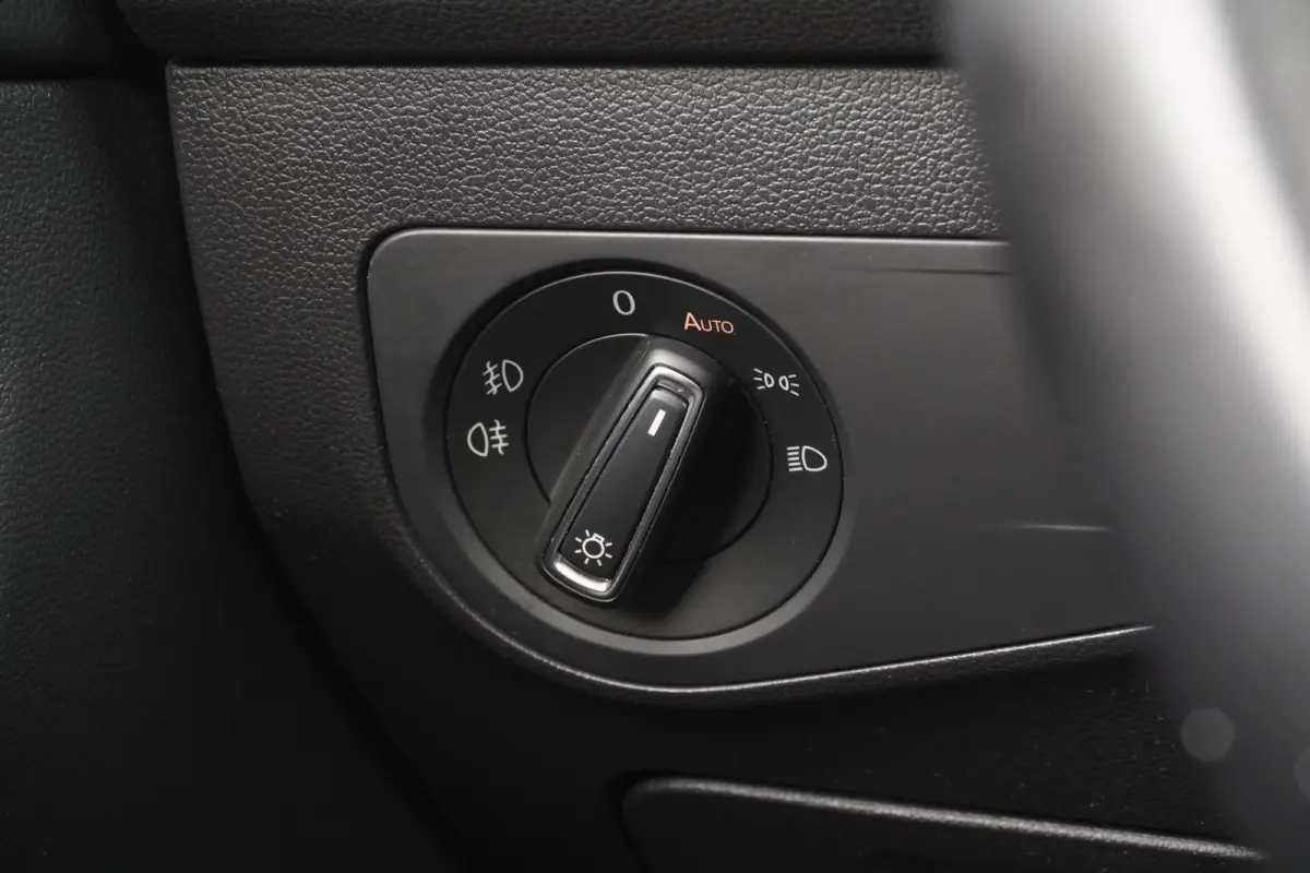 1.5 TSI Comfortline Business 7PERS+Pano-dak+Led+Navigatie+Camera+18"Lmv+Parkeer-Spiegel+Winter-Pakket