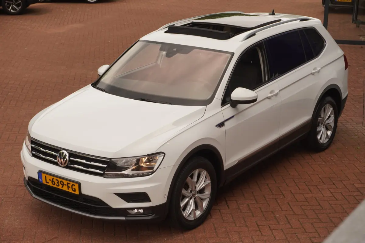 1.5 TSI Comfortline Business 7PERS+Pano-dak+Led+Navigatie+Camera+18"Lmv+Parkeer-Spiegel+Winter-Pakket