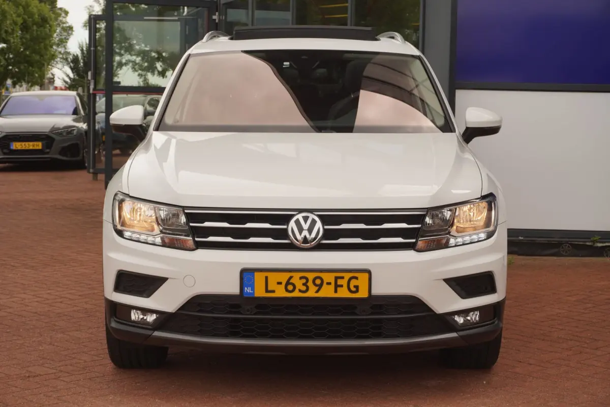 1.5 TSI Comfortline Business 7PERS+Pano-dak+Led+Navigatie+Camera+18"Lmv+Parkeer-Spiegel+Winter-Pakket