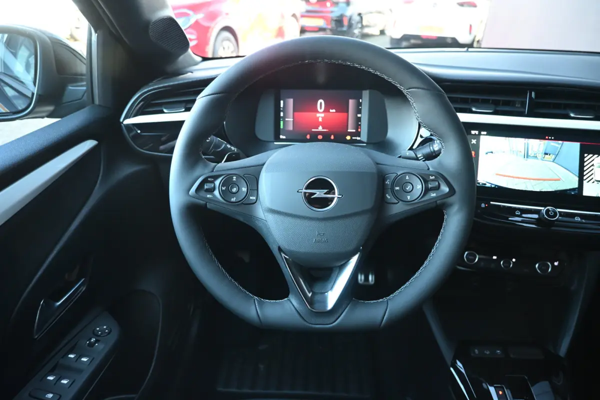GS | Achteruitrijcamera 180° | Dode hoek waarschuwing | Draadloze Apple Carplay en Android Auto