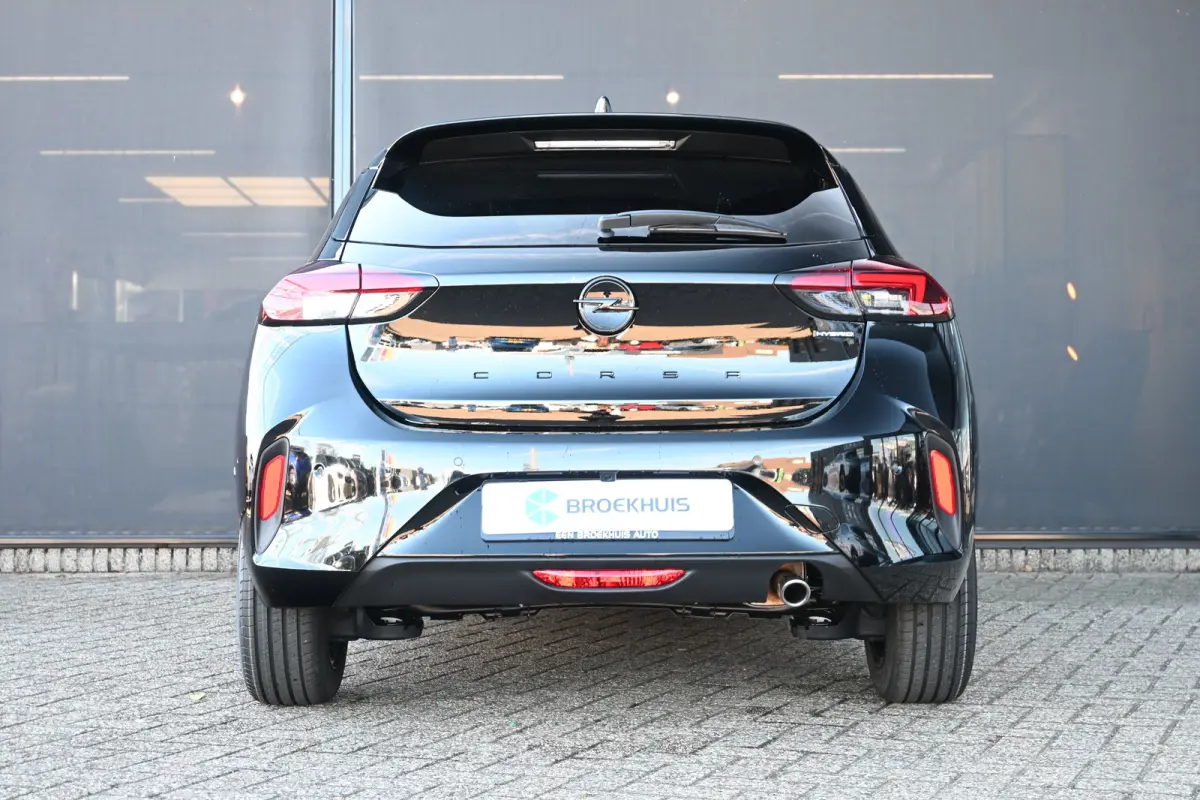 GS | Achteruitrijcamera 180° | Dode hoek waarschuwing | Draadloze Apple Carplay en Android Auto