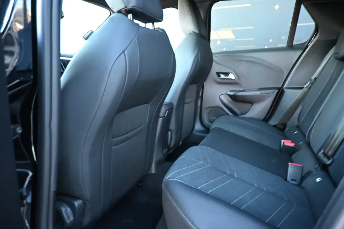 GS | Achteruitrijcamera 180° | Dode hoek waarschuwing | Draadloze Apple Carplay en Android Auto