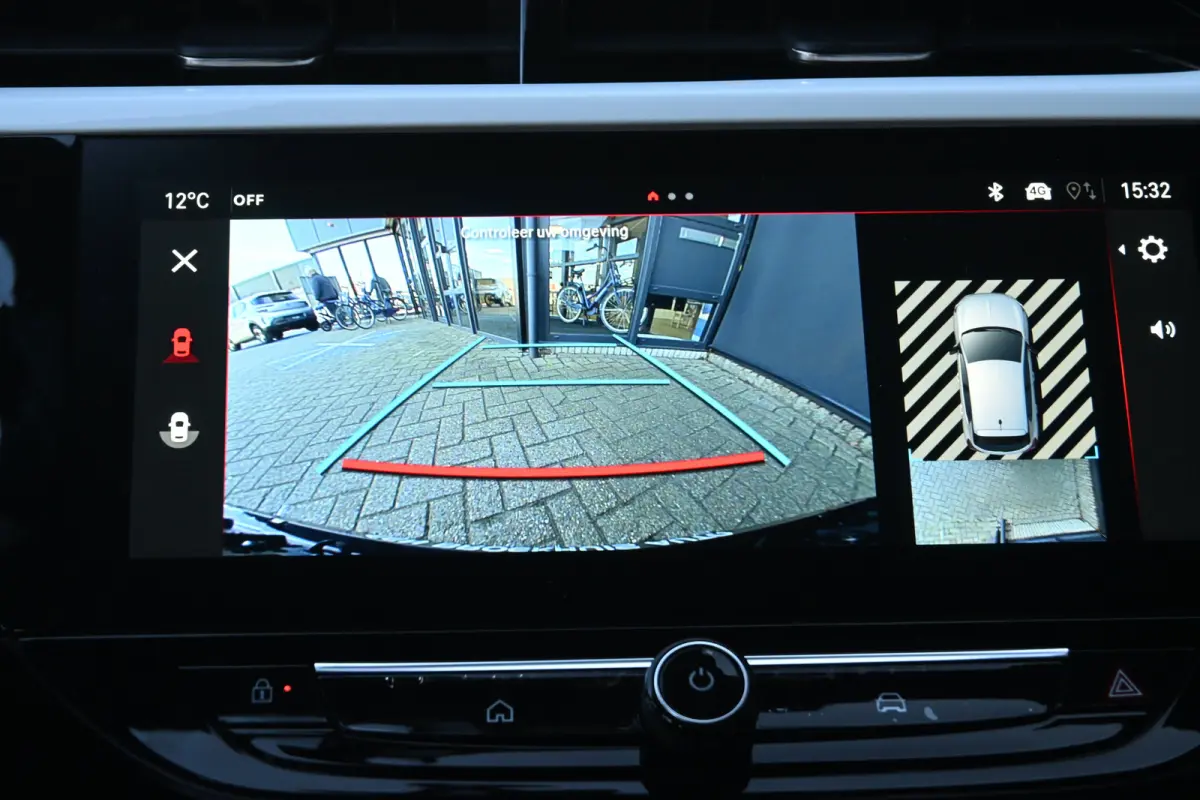 GS | Achteruitrijcamera 180° | Dode hoek waarschuwing | Draadloze Apple Carplay en Android Auto