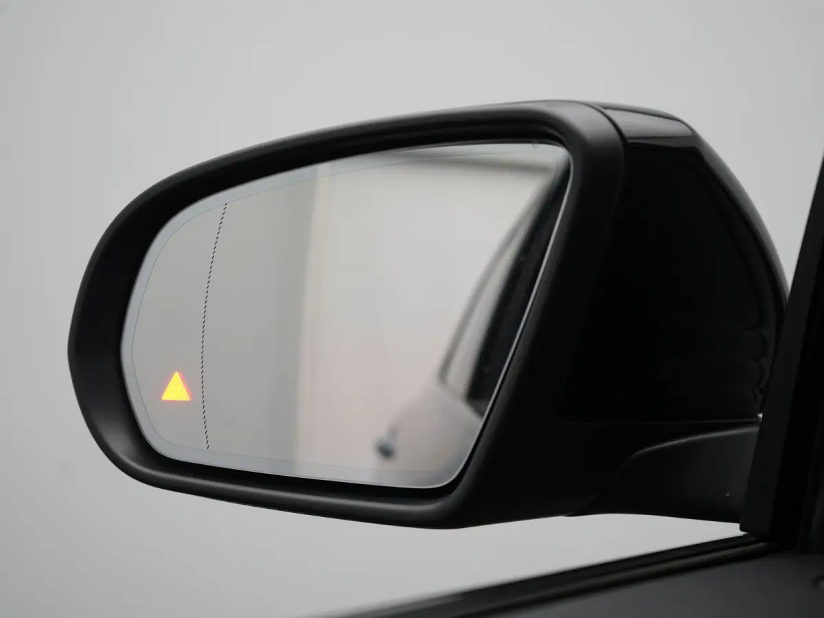 250 Business Solution Luxury 67 kWh 191pk Dealer O.H | Trekhaak Af Fabriek | Panodak | Camera | Sportstoelen Verwarmd | Head Up | Keyless | Blis | Sfeerverlichting | DAB | Park Assist | Navi