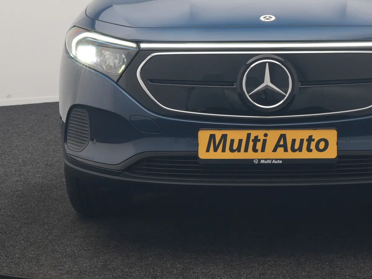 250 Business Solution Luxury 67 kWh 191pk Dealer O.H | Trekhaak Af Fabriek | Panodak | Camera | Sportstoelen Verwarmd | Head Up | Keyless | Blis | Sfeerverlichting | DAB | Park Assist | Navi
