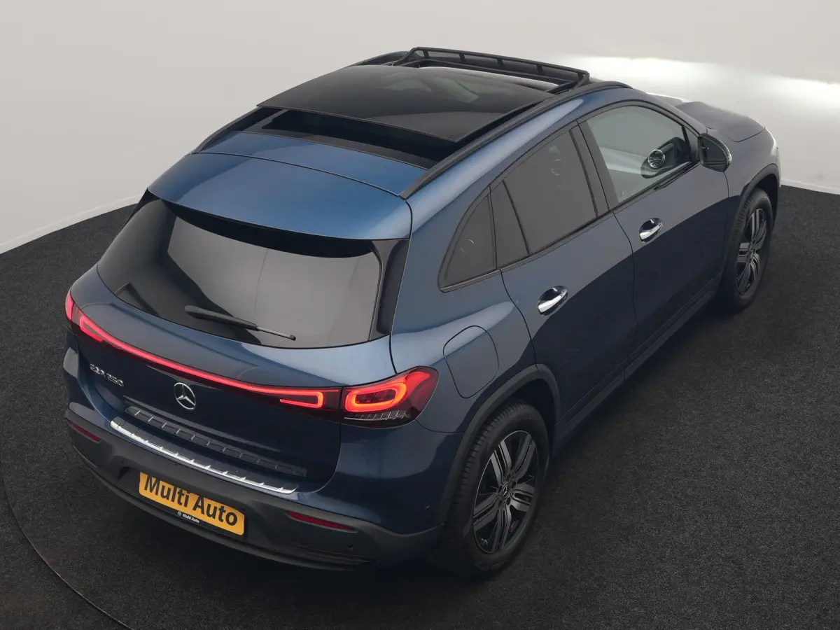 250 Business Solution Luxury 67 kWh 191pk Dealer O.H | Trekhaak Af Fabriek | Panodak | Camera | Sportstoelen Verwarmd | Head Up | Keyless | Blis | Sfeerverlichting | DAB | Park Assist | Navi
