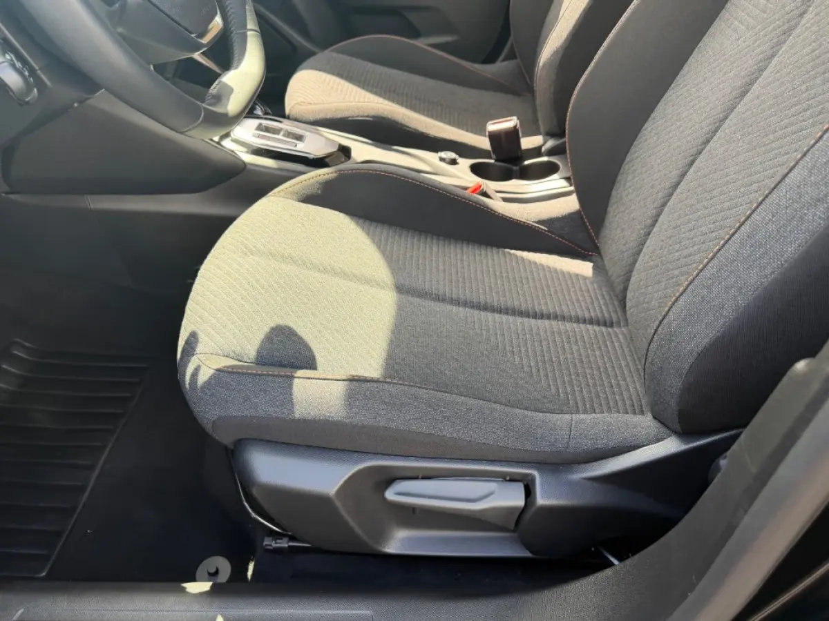 1.2PT HYBRIDE AUTOMAAT STYLE CARPLAY AIRCO PDC