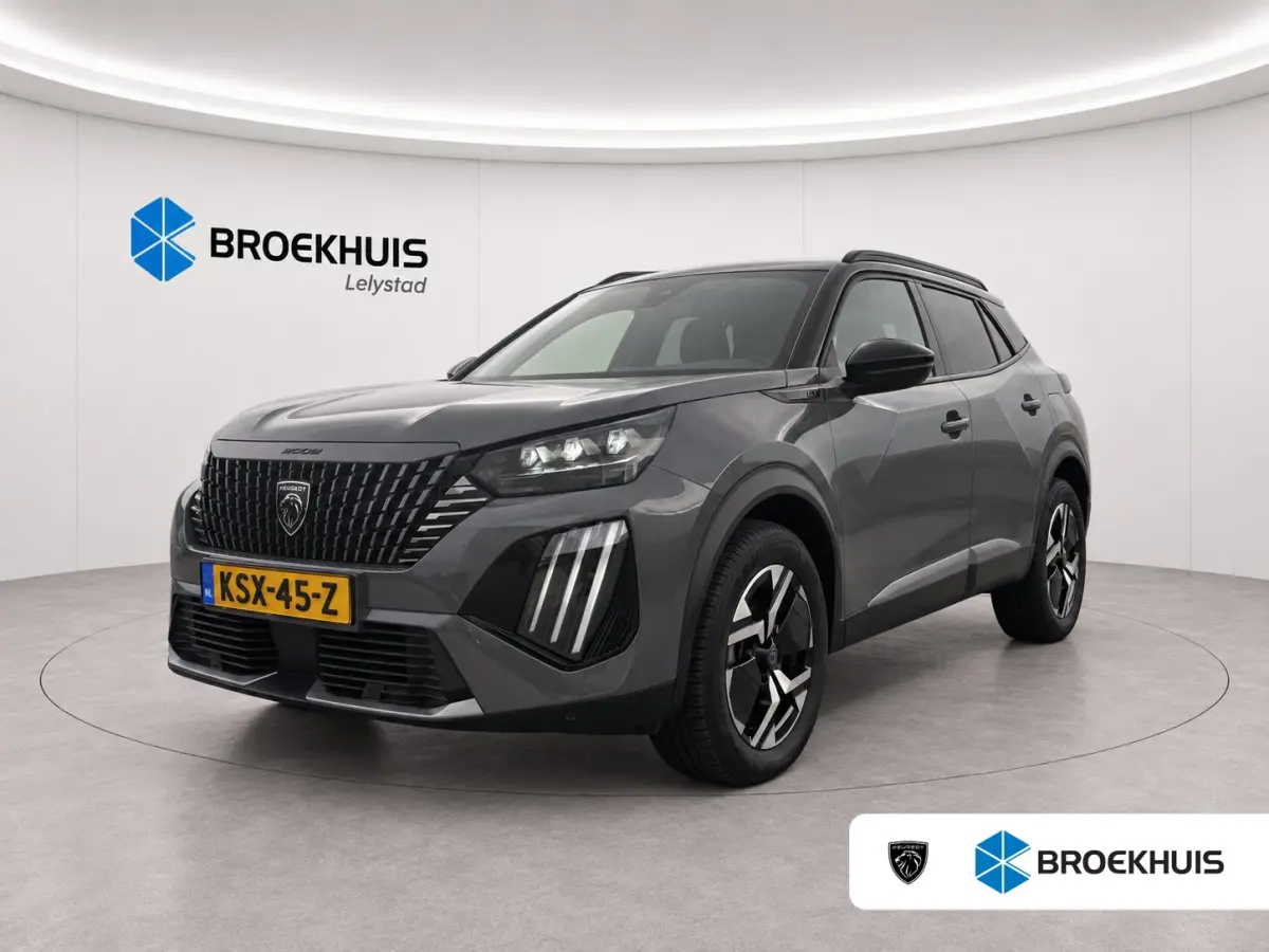 1.2 PURETECH 130PK GT PACK AUTOMAAT / NAVI / LEDER / CLIMA / LED / PDC / 17" LMV / APPLE CARPLAY / KEYLESS / CAMERA / ADAPT. CRUISECONTROL / NIEUWSTAAT !!