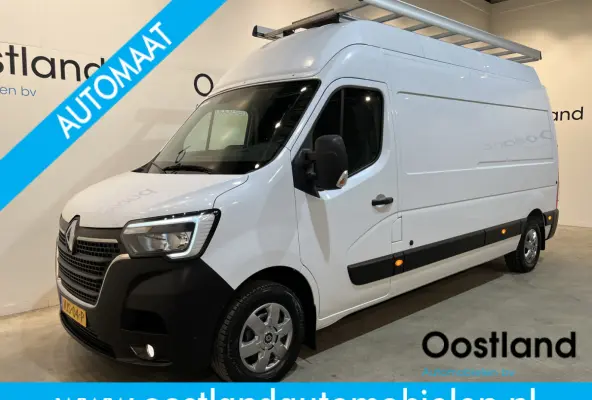 2.3 dCi 150 PK L3H3 Automaat / Euro 6  / Airco / Cruise Control / CarPlay / Camera / Trekhaak / Navigatie / 3-Zits