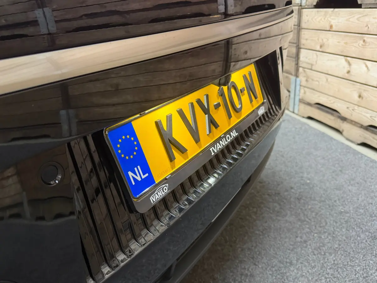 Plus Advanced AWD 77.4 kWh, Leder, 20"LM, Pano, adap cruise, stoelverw / koeling