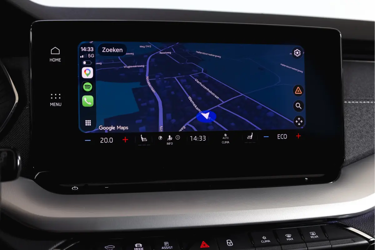 1.4 TSI iV PHEV Business Edition Plus | Org. NL | Afn. Trekhaak | Apple CarPlay | ACC | Navi | Stoel- & Stuurverwarming | PDC V+A | Camera | 18" |