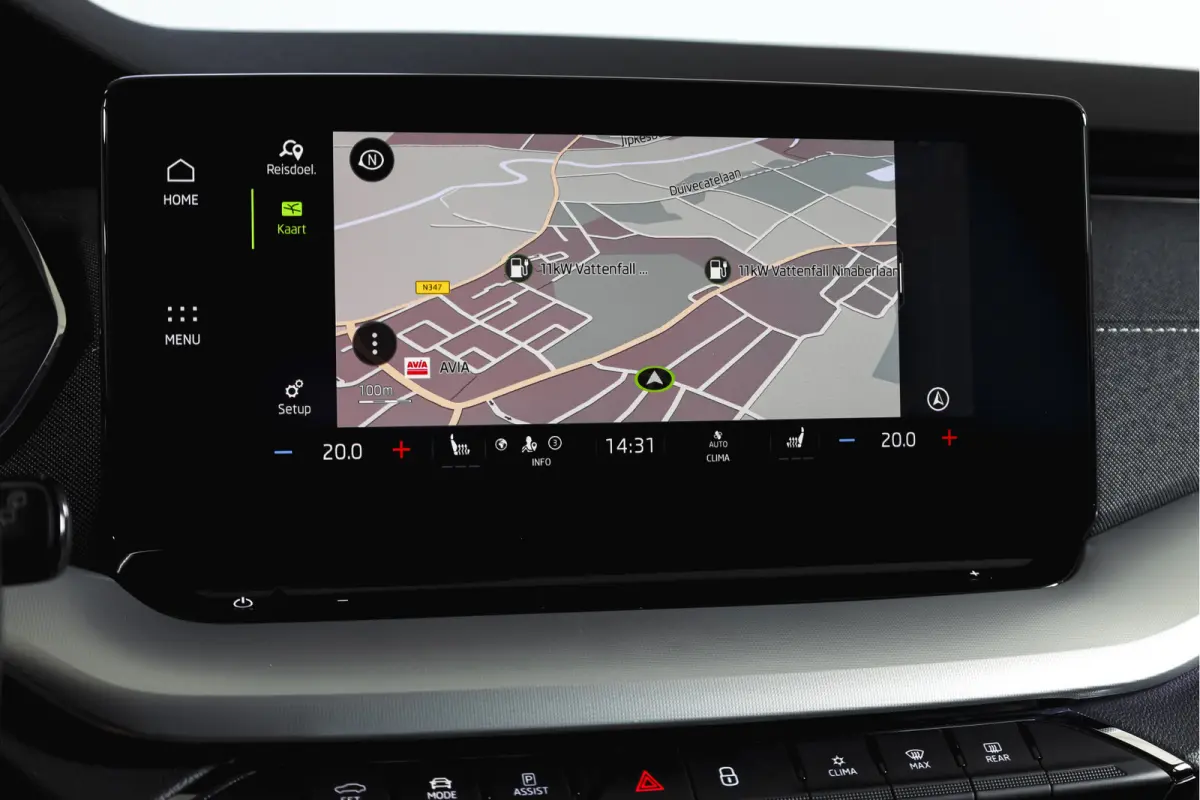 1.4 TSI iV PHEV Business Edition Plus | Org. NL | Afn. Trekhaak | Apple CarPlay | ACC | Navi | Stoel- & Stuurverwarming | PDC V+A | Camera | 18" |