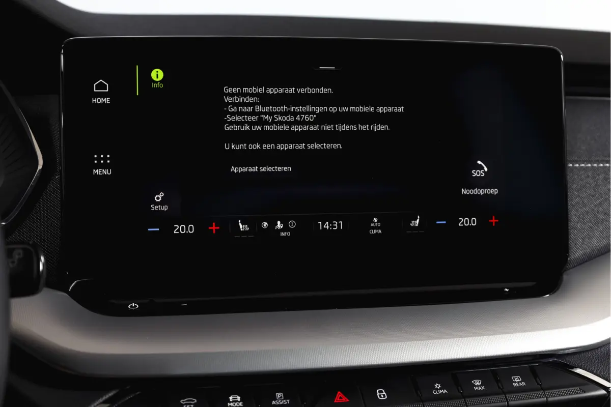 1.4 TSI iV PHEV Business Edition Plus | Org. NL | Afn. Trekhaak | Apple CarPlay | ACC | Navi | Stoel- & Stuurverwarming | PDC V+A | Camera | 18" |