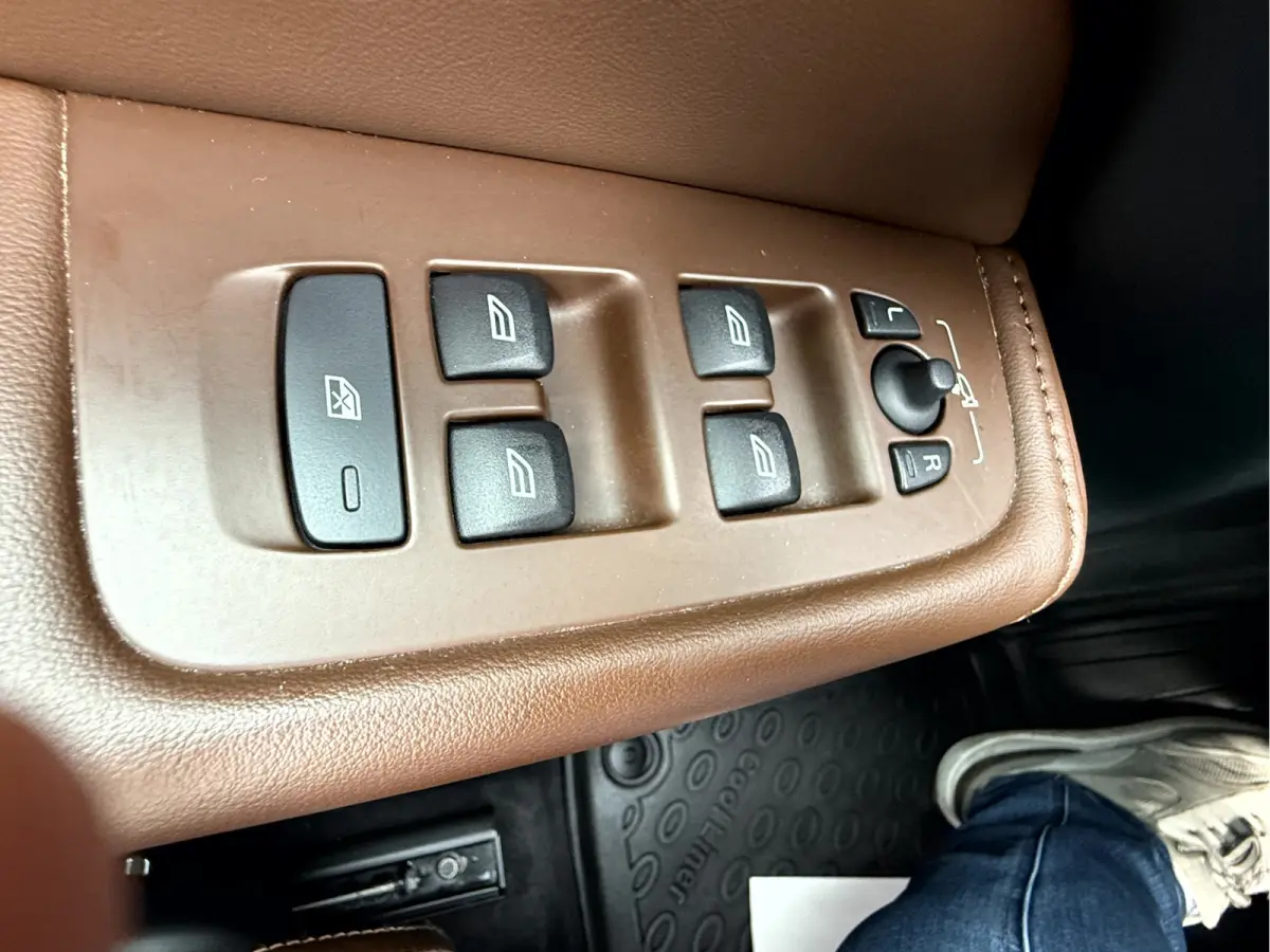 2.0 T8 Twin Engine AWD Inscription Panoramadak, Trekhaak, 360 camera