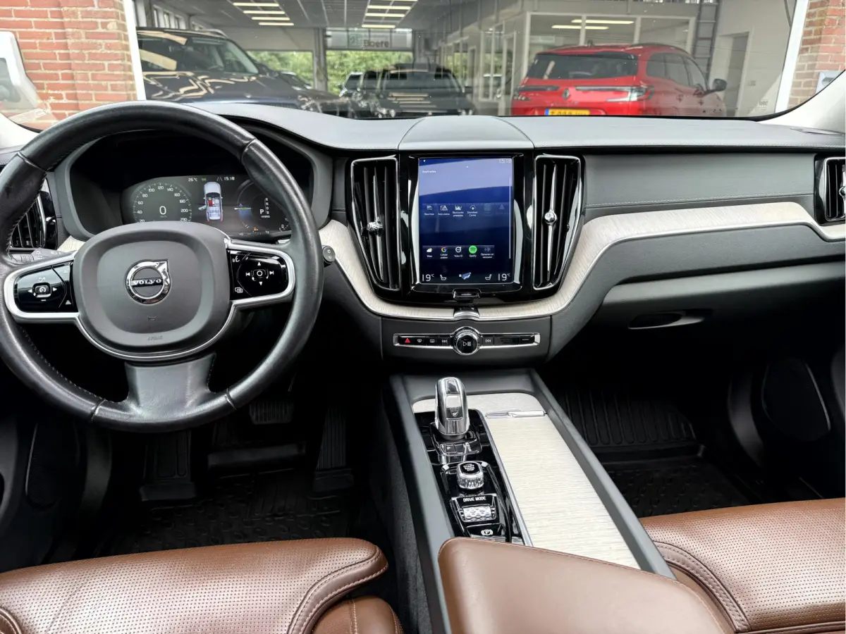 2.0 T8 Twin Engine AWD Inscription Panoramadak, Trekhaak, 360 camera
