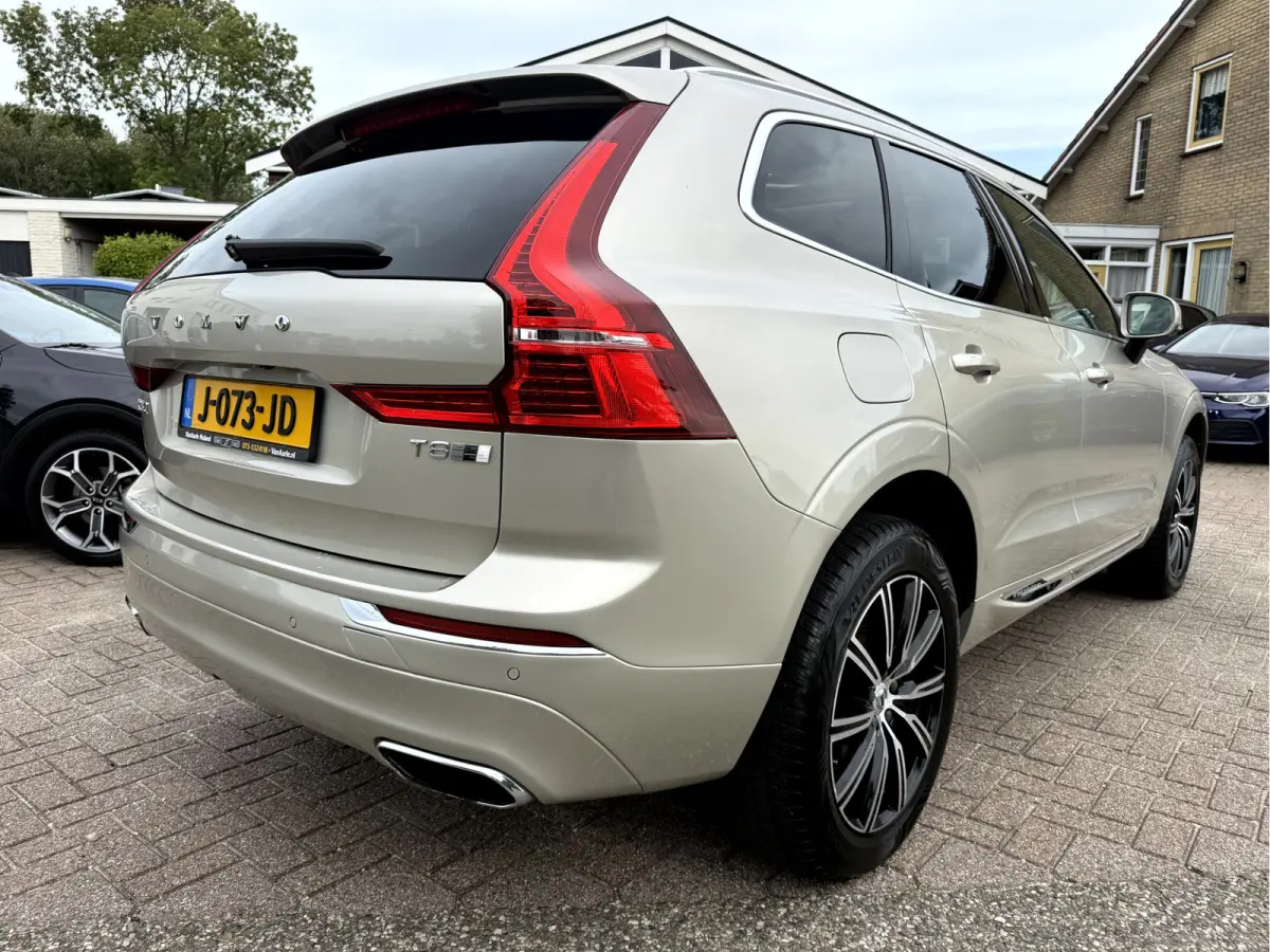 2.0 T8 Twin Engine AWD Inscription Panoramadak, Trekhaak, 360 camera