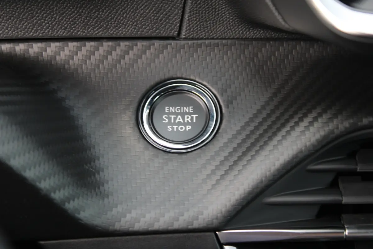 GT - Electric | Advanced Active Safety Brake met camera en radar | Climate Control | Elektrisch verstelbare en verwarmbare buitenspiegels