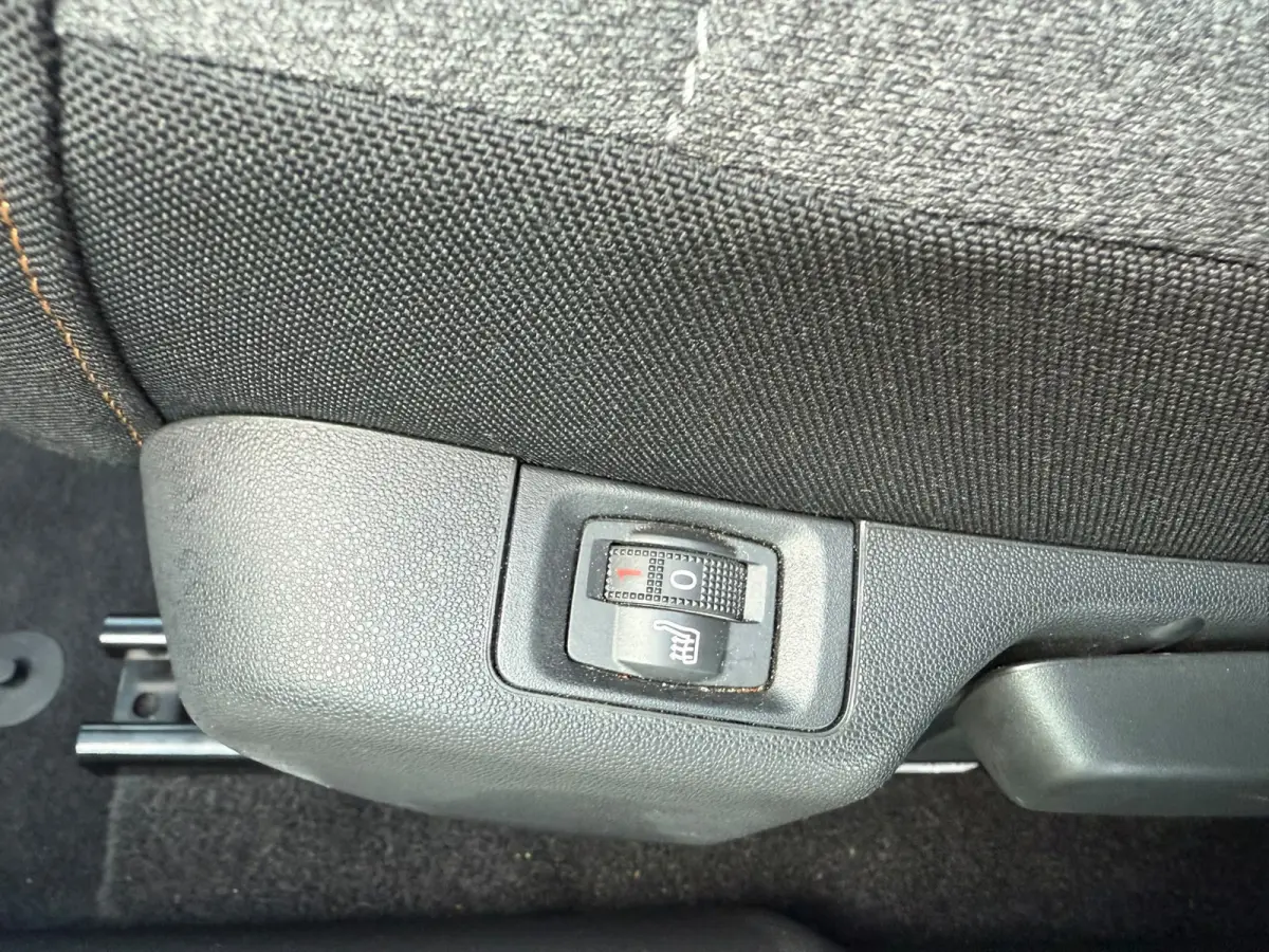 1.2 PureTech Shine,Navi, Camera, Airco, Dealer auto, 1ste eigenaar, Keyless, INC BTW