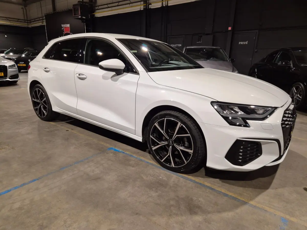 30 TFSI Pro Line - Automaat - Virtual Dashboard - Adapt Cruise - CarPlay - Navigatie - Stoelverw - Incl BTW