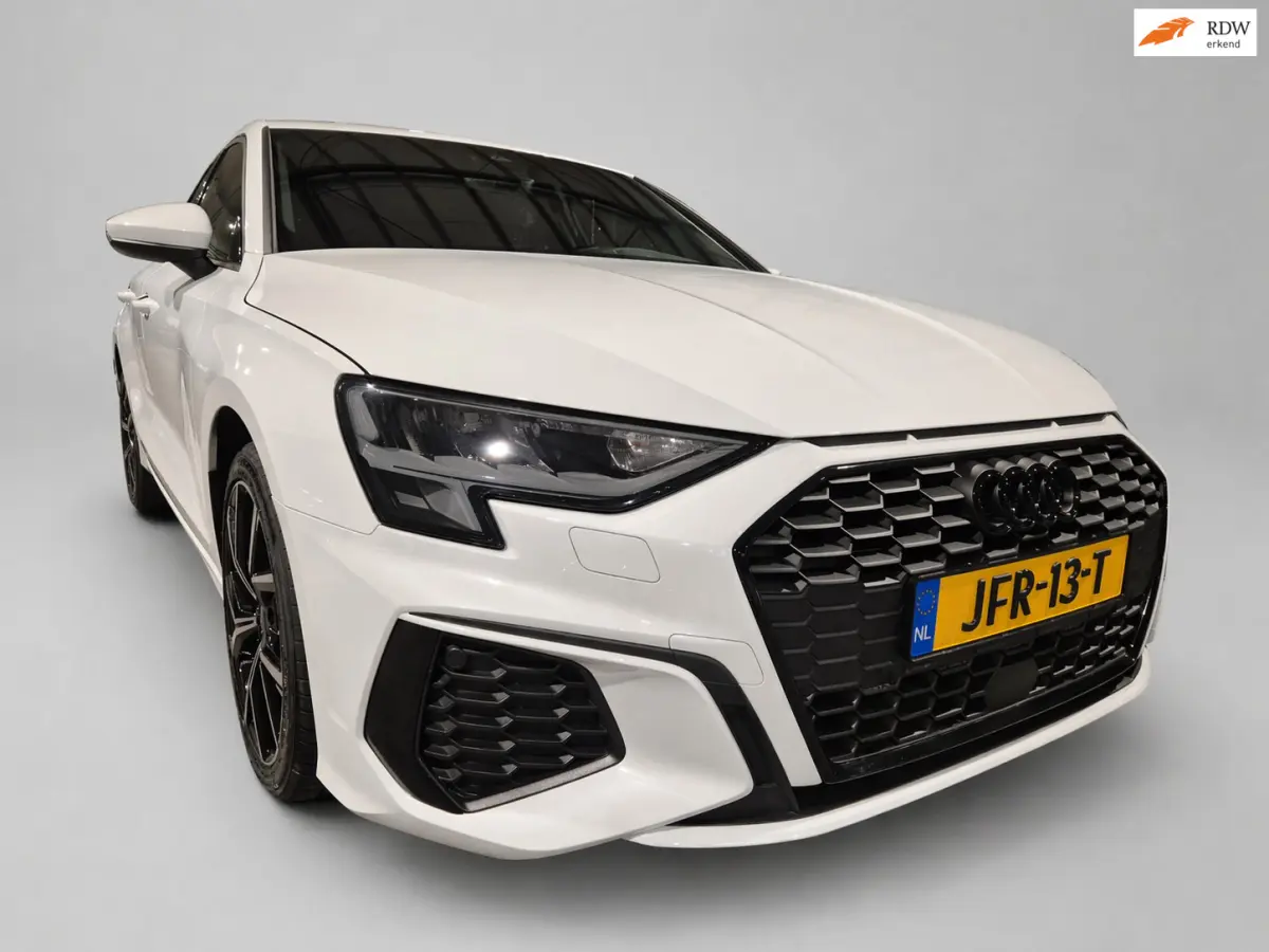 30 TFSI Pro Line - Automaat - Virtual Dashboard - Adapt Cruise - CarPlay - Navigatie - Stoelverw - Incl BTW