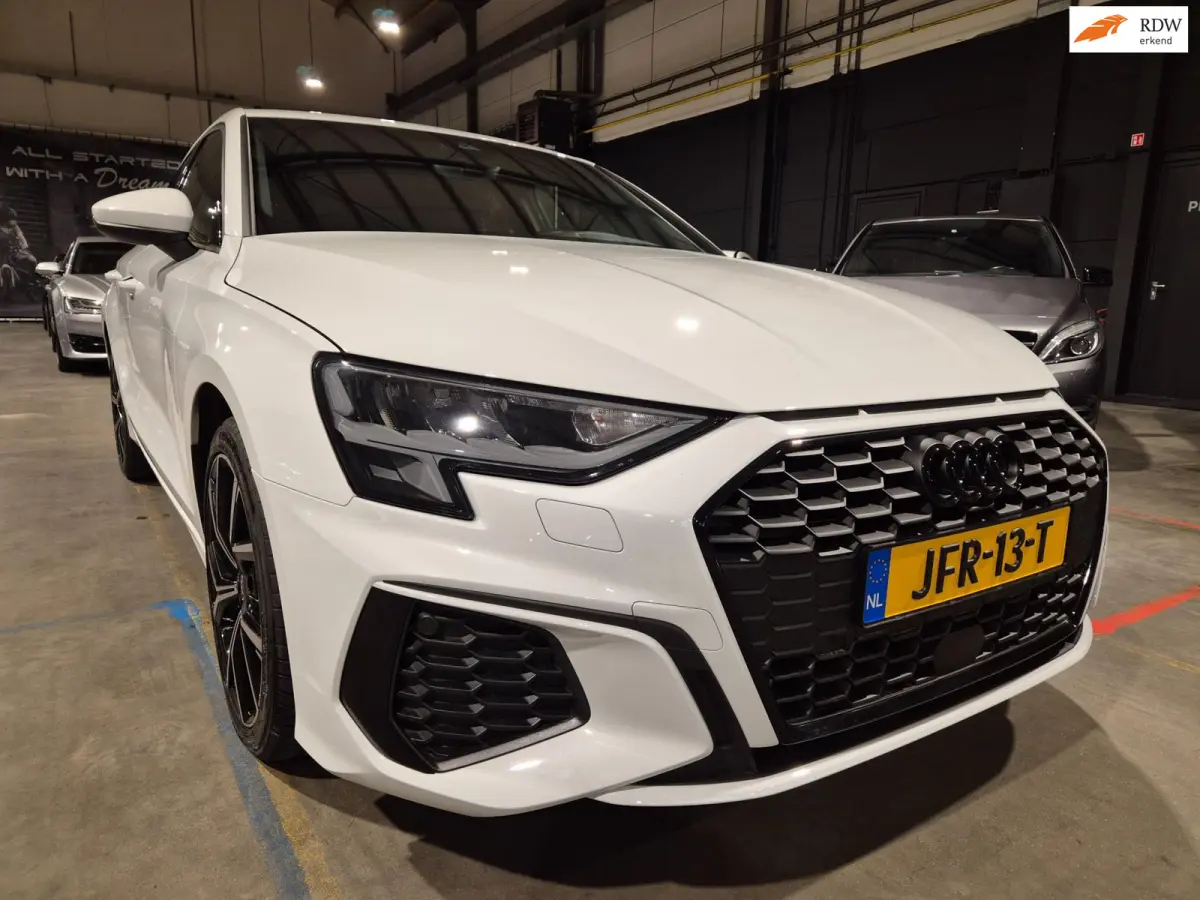 30 TFSI Pro Line - Automaat - Virtual Dashboard - Adapt Cruise - CarPlay - Navigatie - Stoelverw - Incl BTW