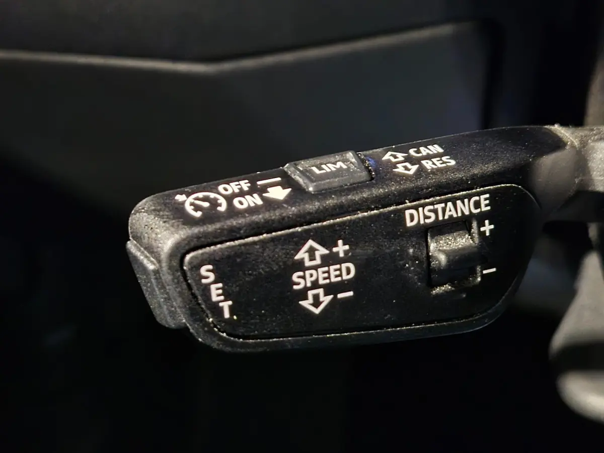 30 TFSI Pro Line - Automaat - Virtual Dashboard - Adapt Cruise - CarPlay - Navigatie - Stoelverw - Incl BTW
