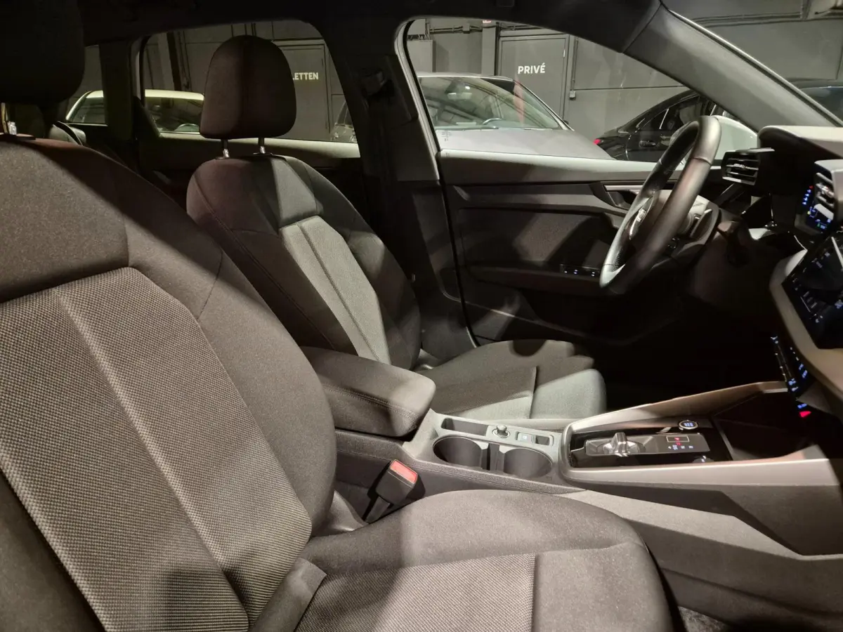 30 TFSI Pro Line - Automaat - Virtual Dashboard - Adapt Cruise - CarPlay - Navigatie - Stoelverw - Incl BTW