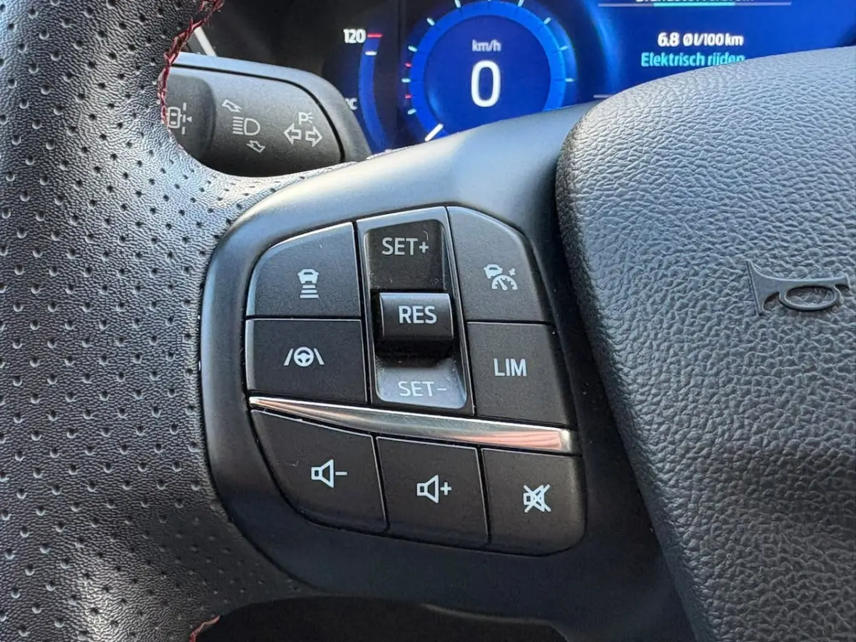 2.5 20V 2.5 PHEV ST-Line X Panorama, B&O, Dealer O.H