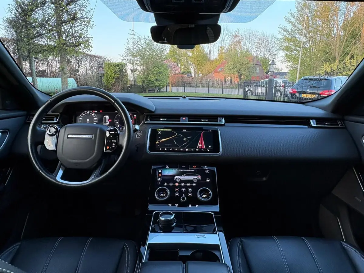3.0 D275 AWD R-Dynamic HSE