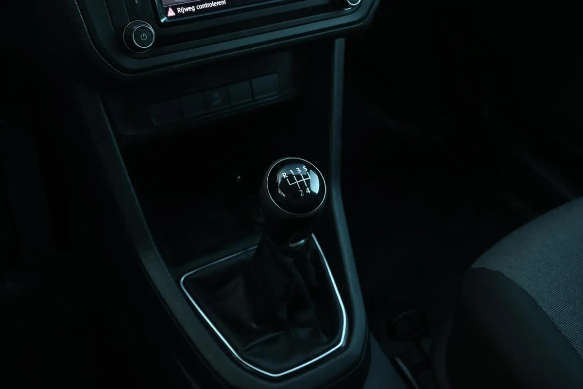 1.0 TSI L1H1 BMT AIRCO | CRUISE | CARPLAY