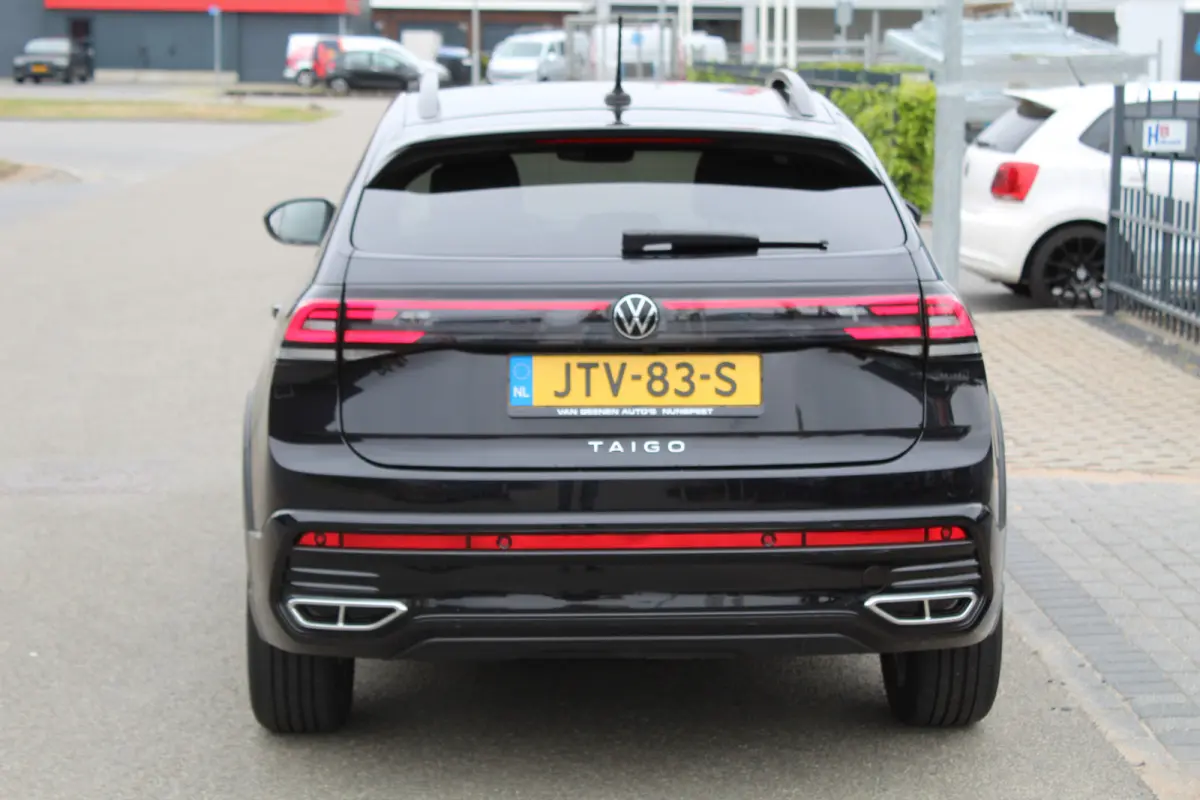 1.0 TSI R-Line Business | Camera | Apple carplay/Android auto