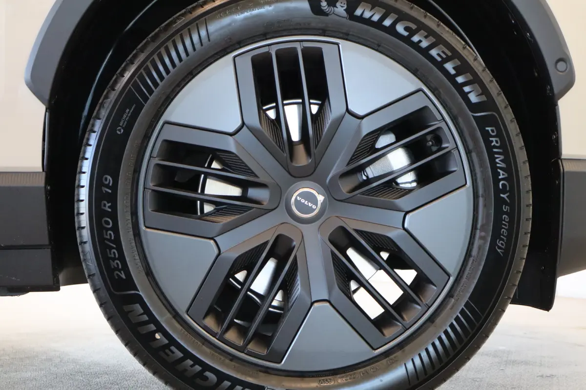 200 kW Pure Electric 2WD Ultra | 19" 5-spaaks Matt Graphite/Matt Black | 360°-camera, 3D-weergave | Digital Key