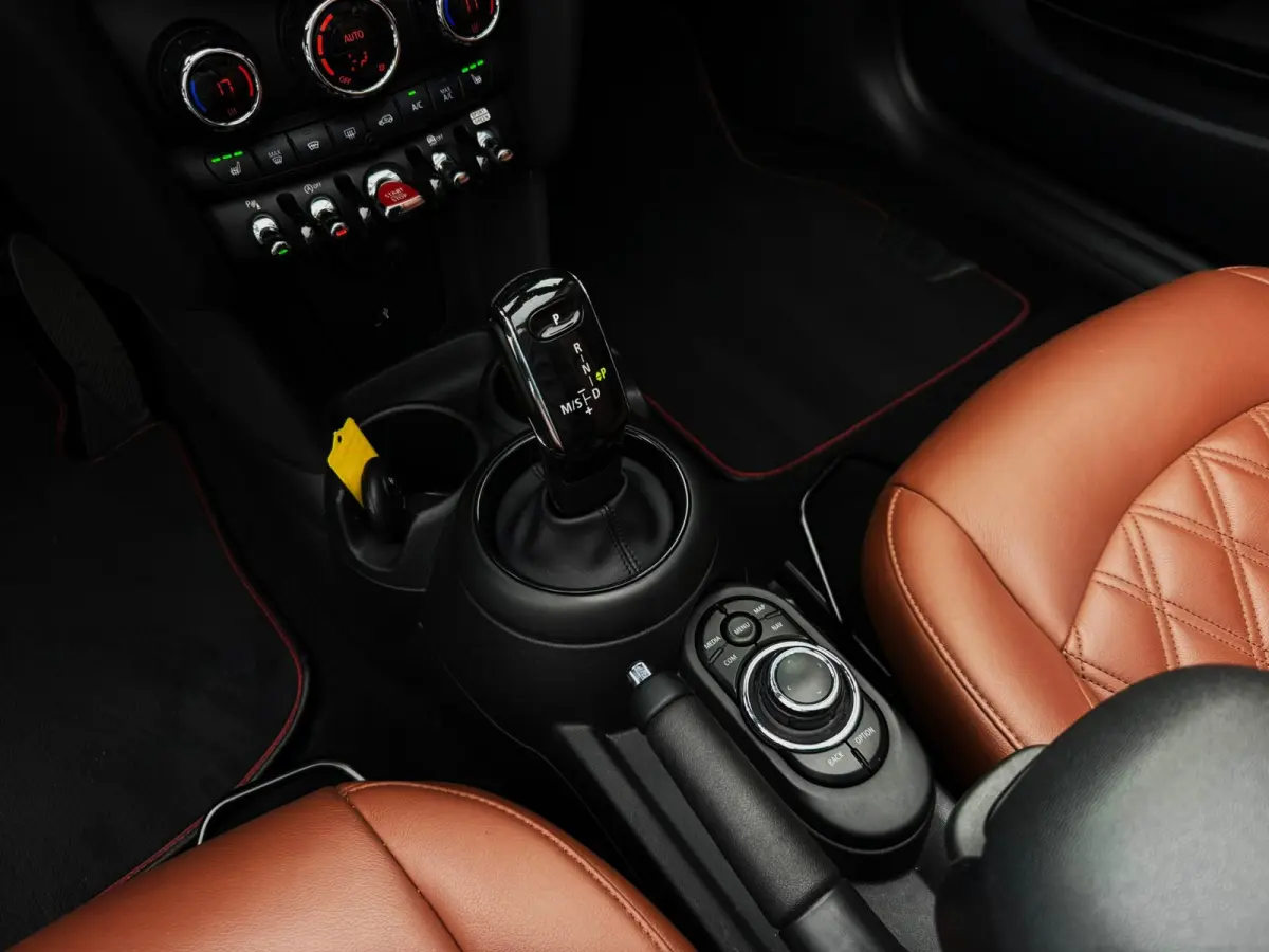 1.5 MINI Yours 136PK|Matrix Led|AUT|Navi|Cabrio|Camera|Cognac Leder|StoelVW|Carplay|DAB+|Cruise|Nieuw Model|Iso