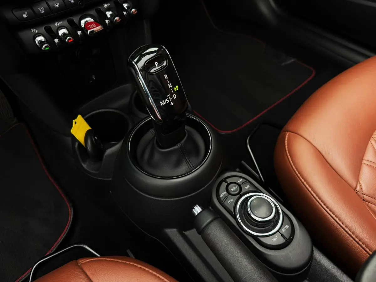 1.5 MINI Yours 136PK|Matrix Led|AUT|Navi|Cabrio|Camera|Cognac Leder|StoelVW|Carplay|DAB+|Cruise|Nieuw Model|Iso