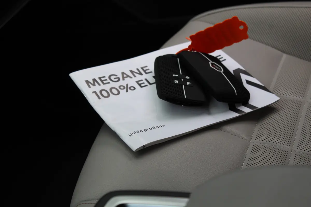 EV60 Super Charge Iconic | Rijklaar