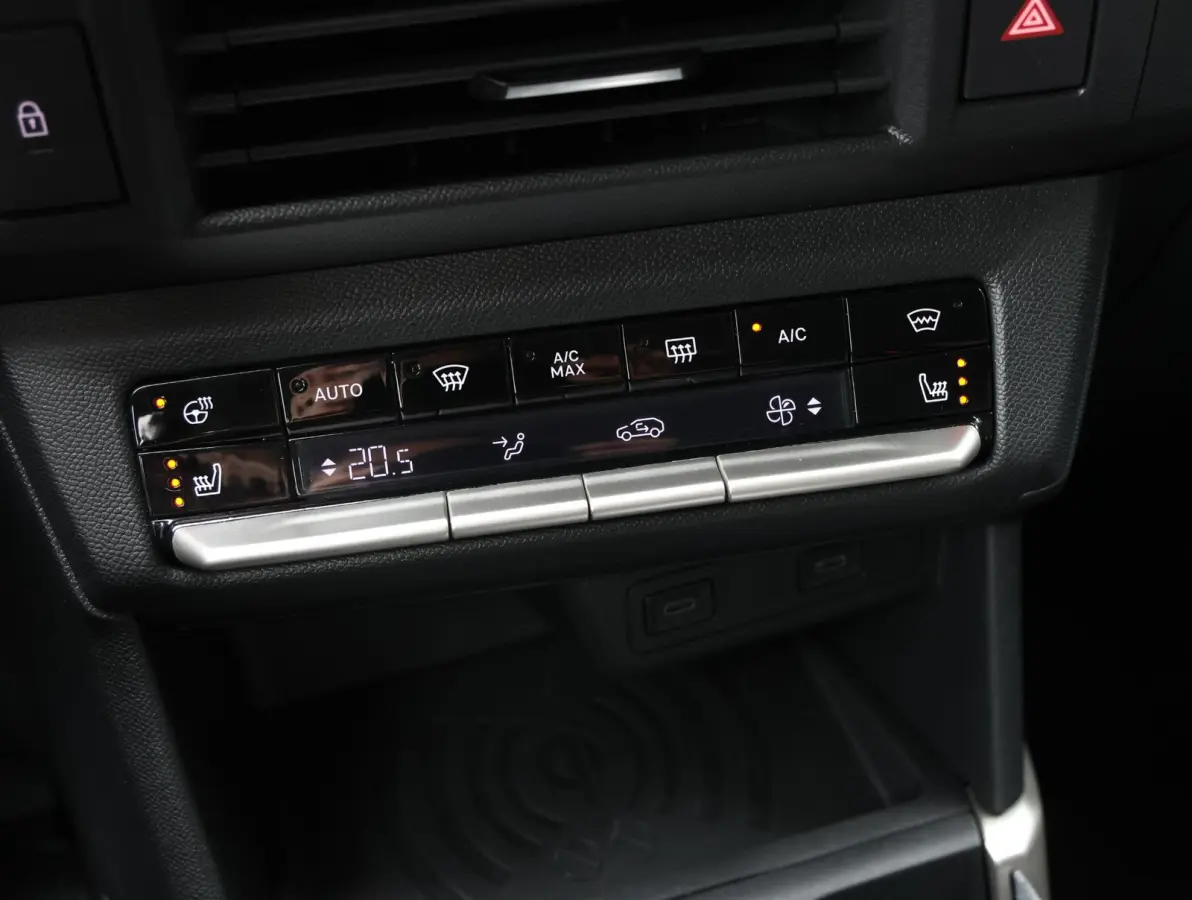 1.2 Turbo Hybrid GS 7p. | Navigatie | 7 persoons | Climate control | Camera | Apple en Android