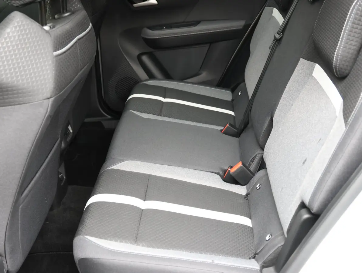1.2 Turbo Hybrid GS 7p. | Navigatie | 7 persoons | Climate control | Camera | Apple en Android