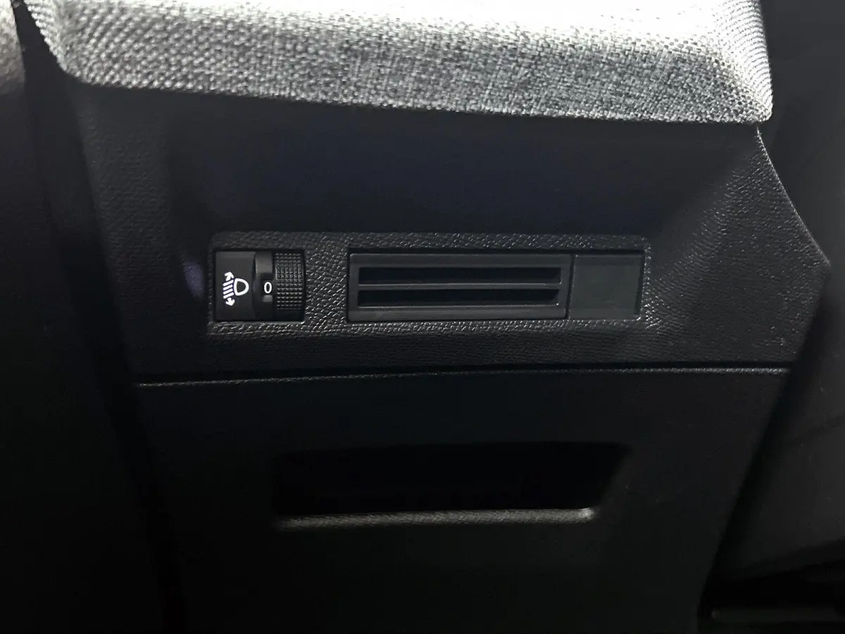 145pk Allure Hybrid | Apple Carplay/Android | Camera | Climate | LED lampen | 19"LMV | AUTOMAAT
