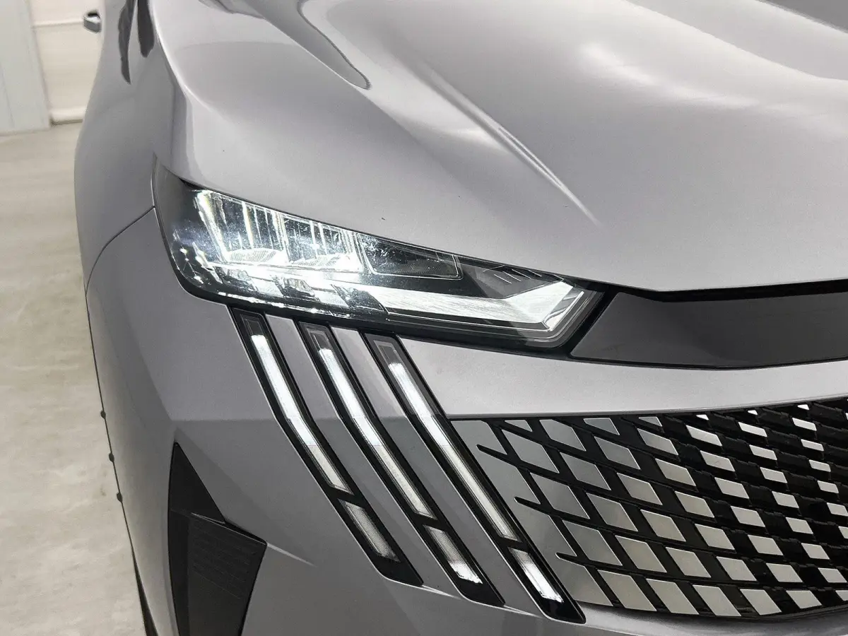 145pk Allure Hybrid | Apple Carplay/Android | Camera | Climate | LED lampen | 19"LMV | AUTOMAAT