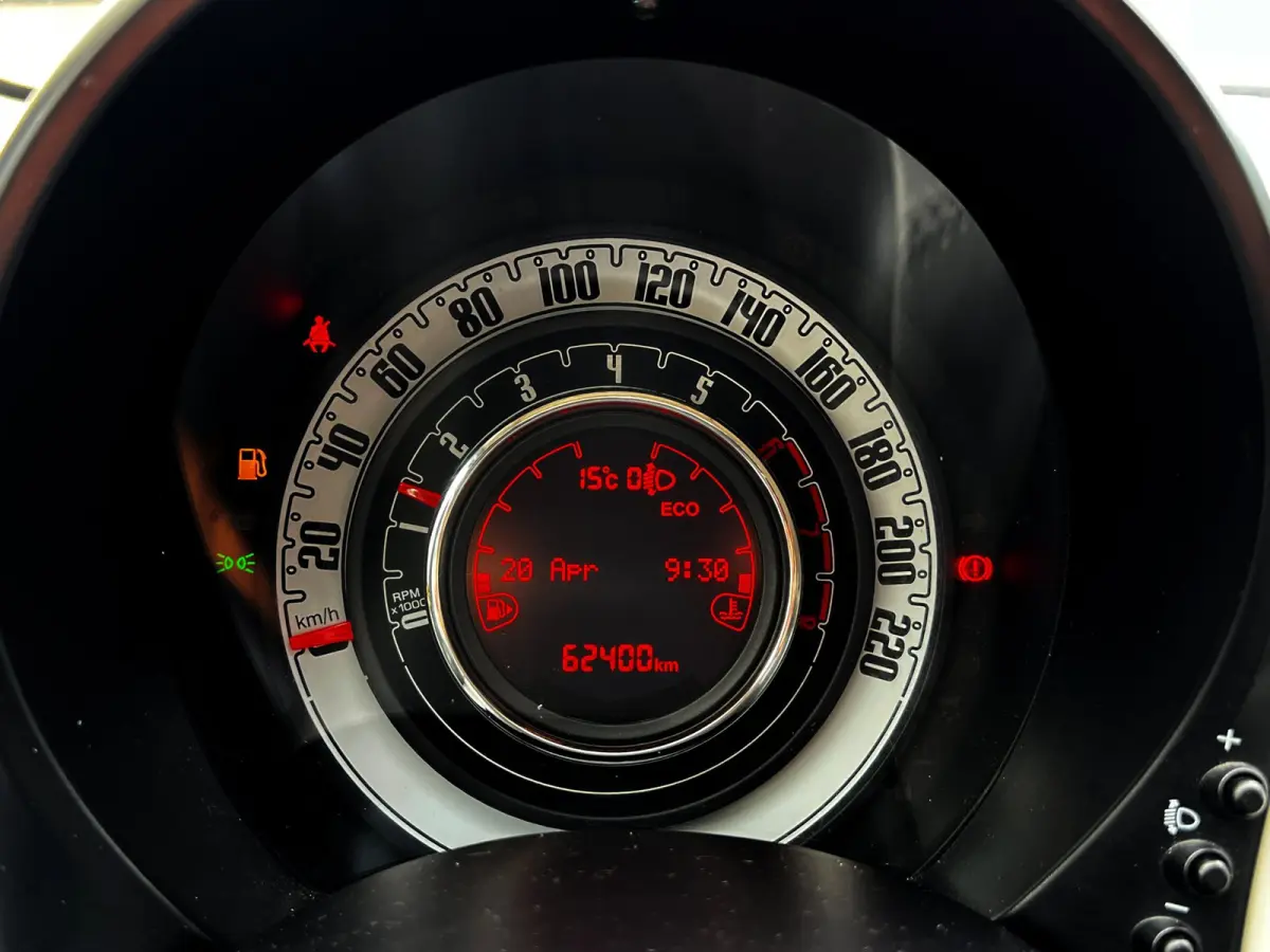 0.9 TwinAir Turbo Young Zeer nette auto 1ste eign