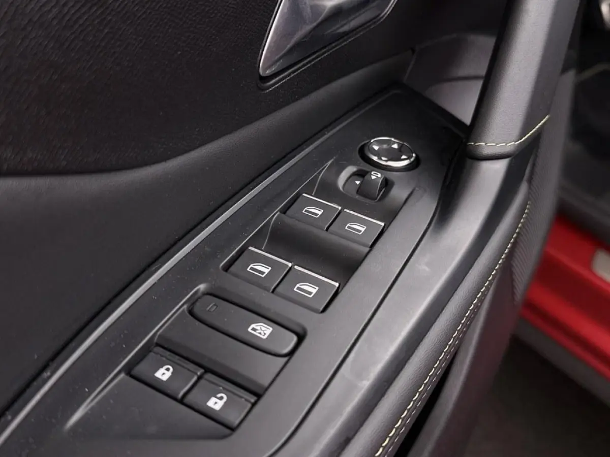 1.6 HYbrid GT 225Pk Navi/Cam/LED/Adap Cruise /Alcantara/Schuif-Kantel Dak/Climat Control