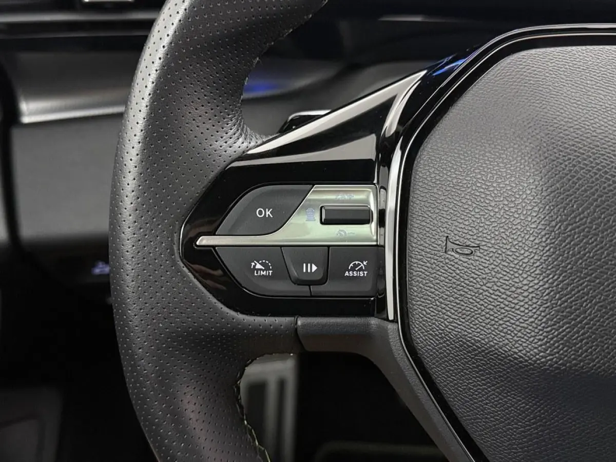 1.6 HYbrid GT 225Pk 360.Camera/Ad.Cruise/Open-Dak/ Alcantara/Agr/Led/19Inch/Nav/Ecc/CarPlay/El.Klep